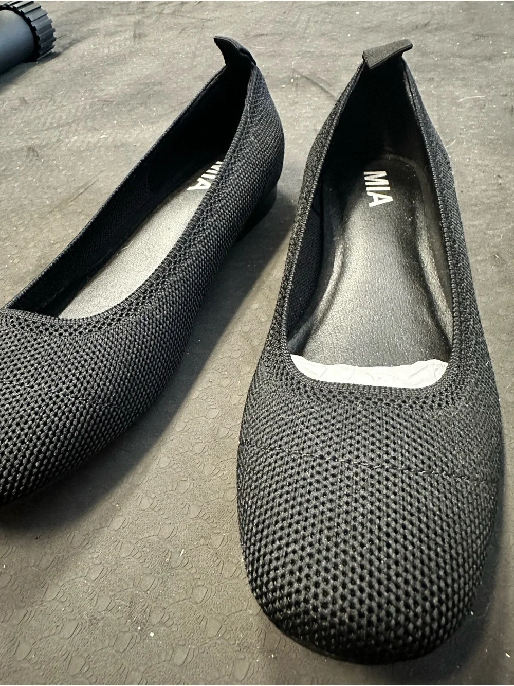 MIA lightweight knit